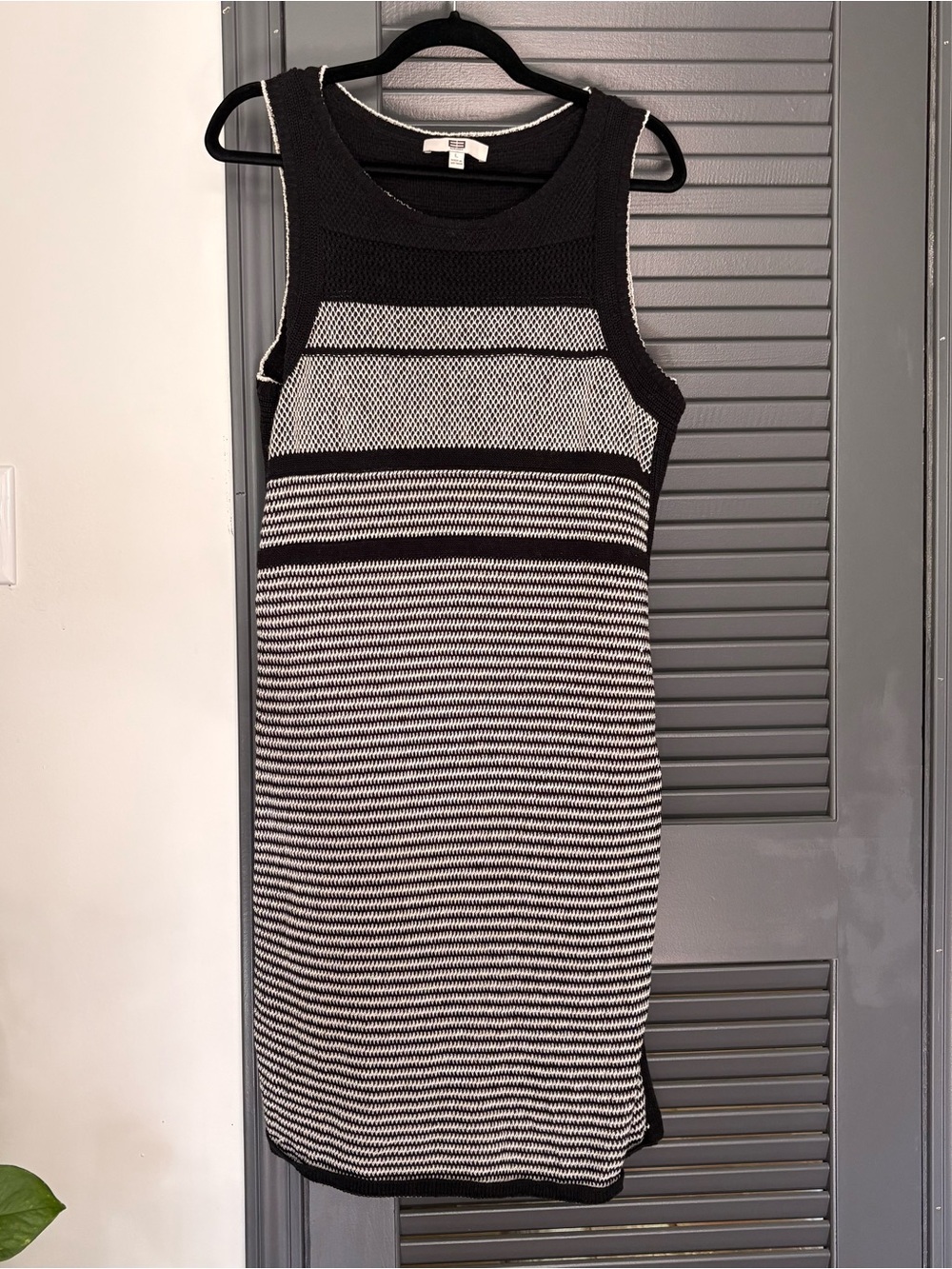 E3 by Etcetera Black & White Linen Blend Striped Sleeveless Knit Midi Dress